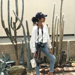 Meet your Posher, Iman